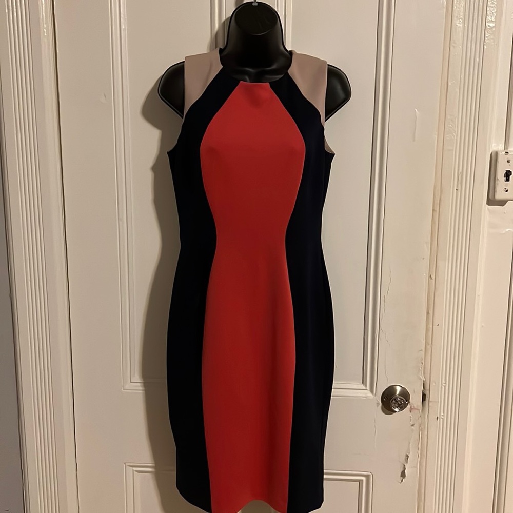 Maggy London Coral & Navy Colorblock Sheath Dress – Size 6